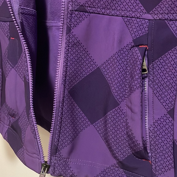 O’Neil purple jacket. Size: small - Picture 4 of 6